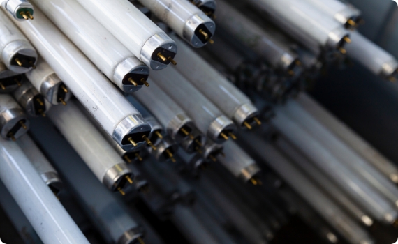 Coleta e descontaminação de lâmpadas